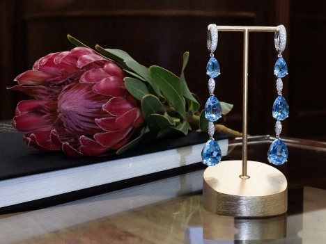 Серьги-трансформеры  с бриллиантами и голубыми топазами | фото 3
