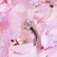 Кольцо с бриллиантом 0.52 ct