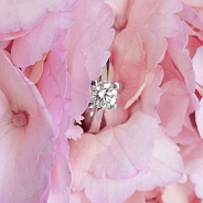 Кольцо с бриллиантом 0.52 ct