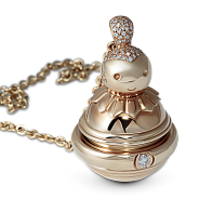 Подвеска Piaget Possession Doll