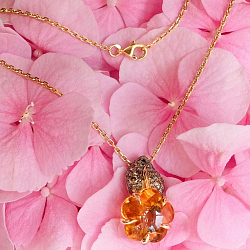 Подвеска Chanel Camelia Aquatique